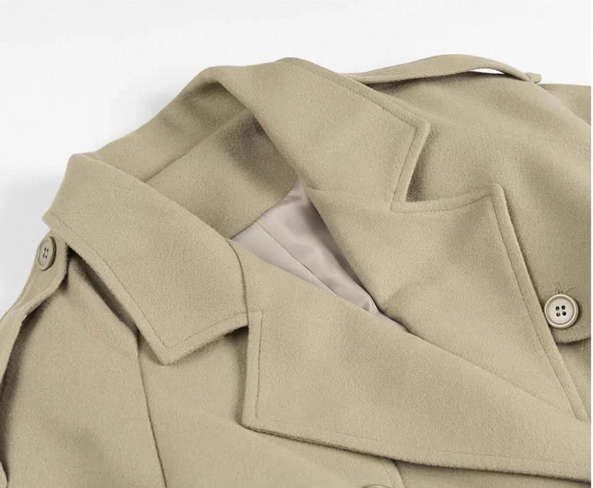 AVÉRA Trench Coat