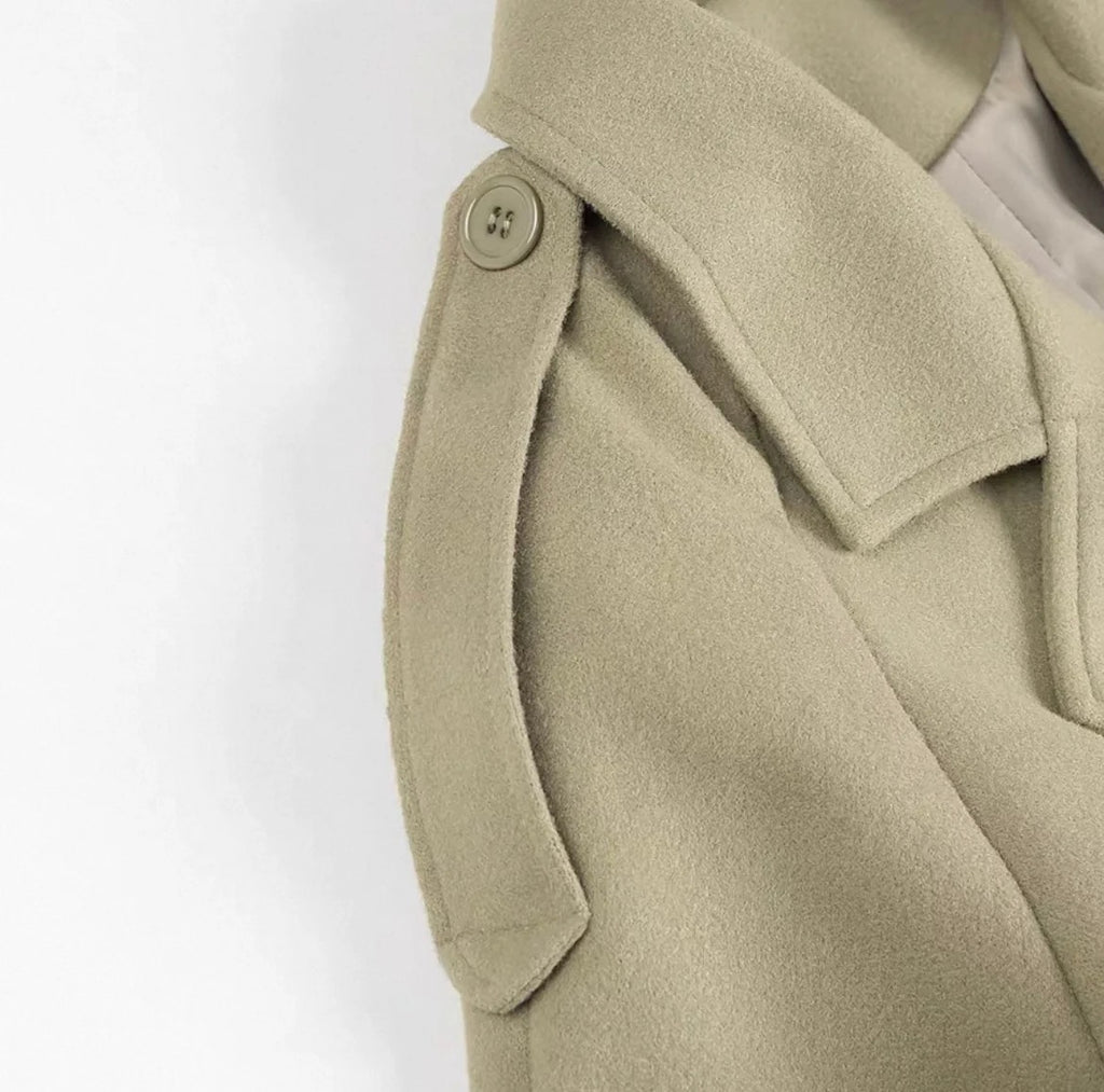 AVÉRA Trench Coat