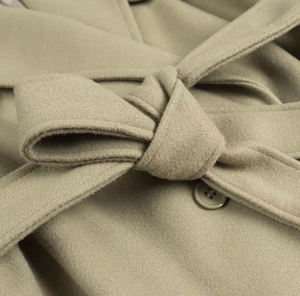 AVÉRA Trench Coat