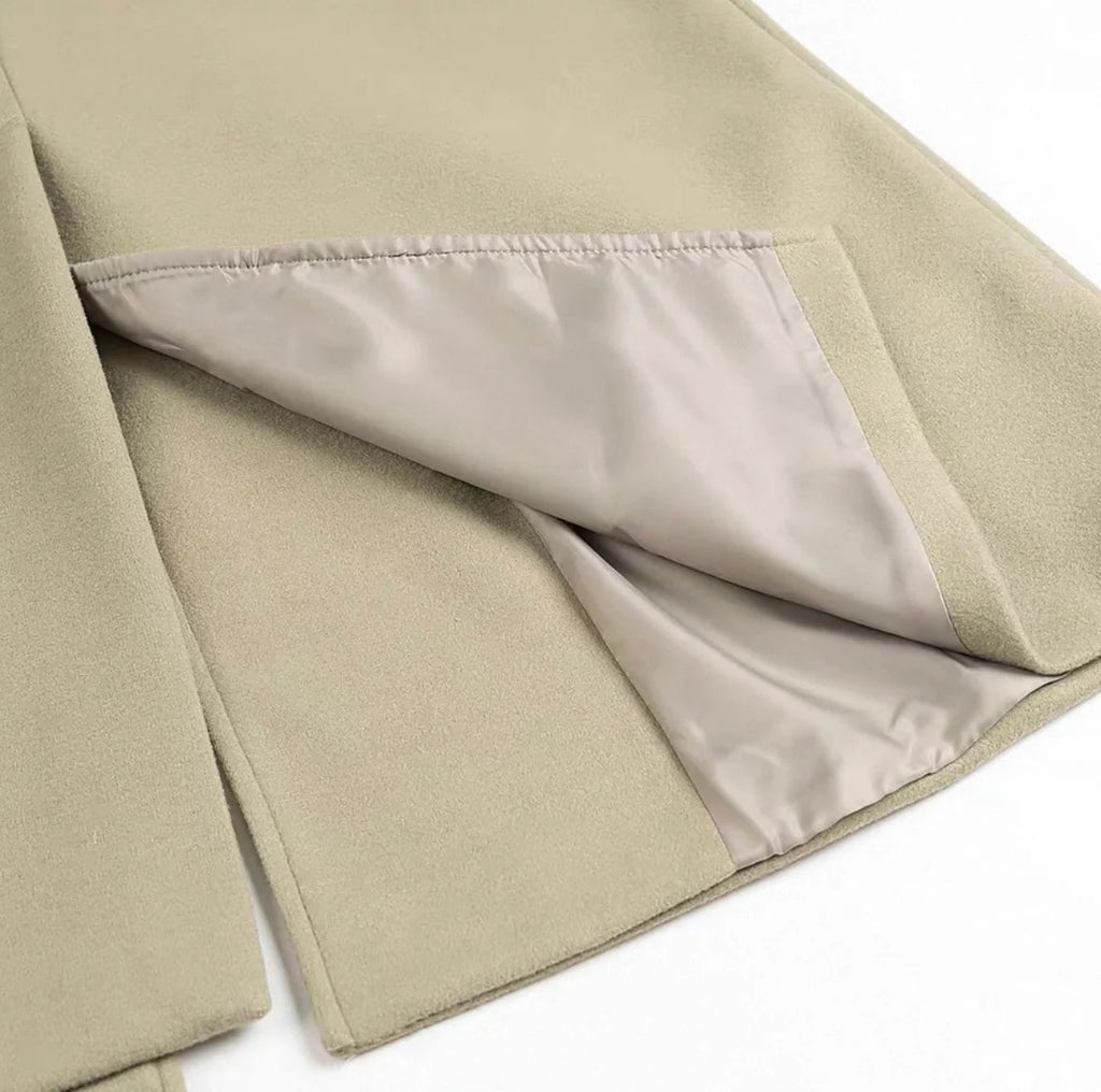 AVÉRA Trench Coat