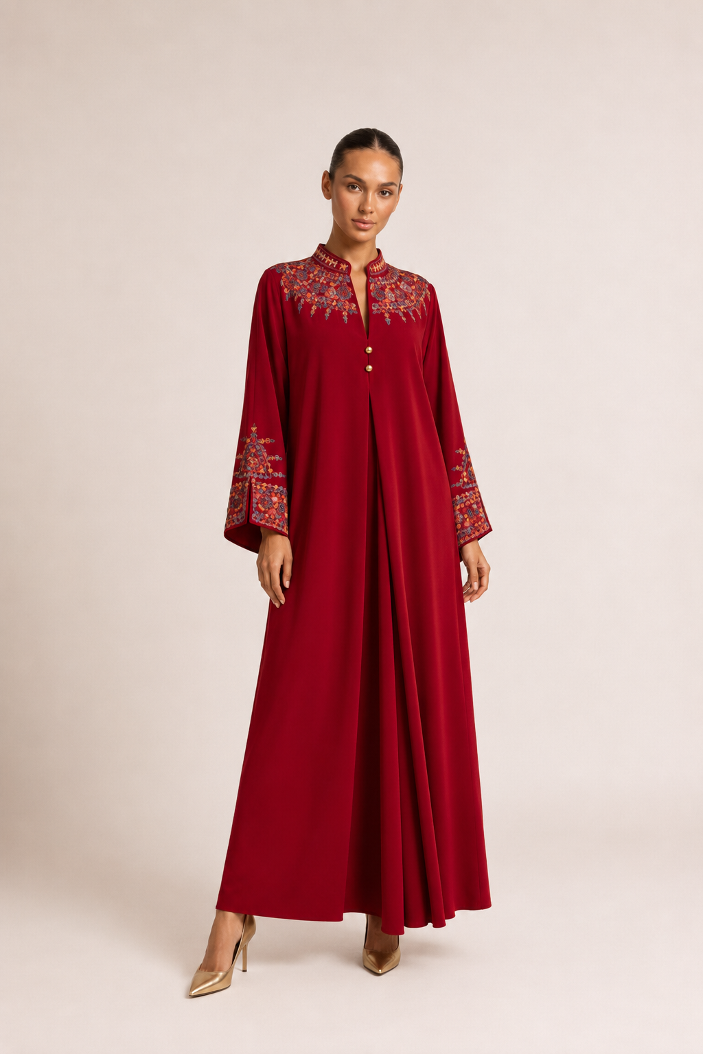 Seltene Abaya mit Ornamenten