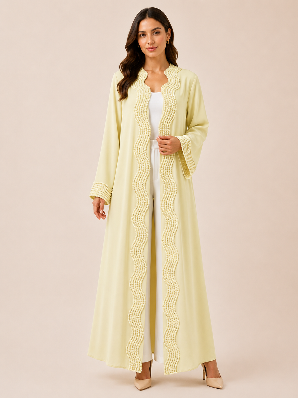 Eleganter Kimono mit Verziehrung