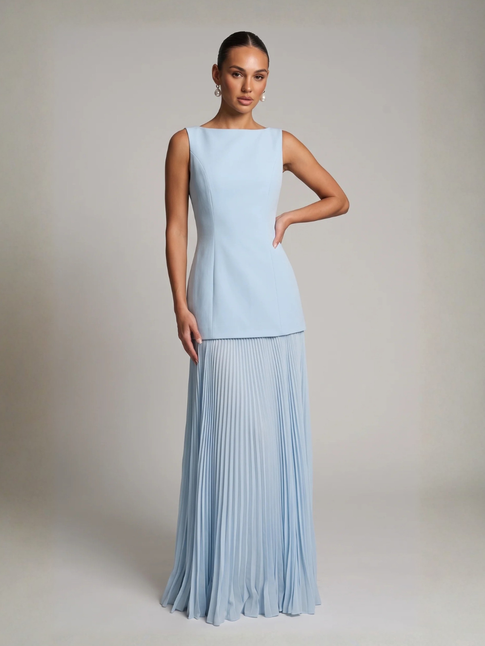Plissiertes Maxikleid