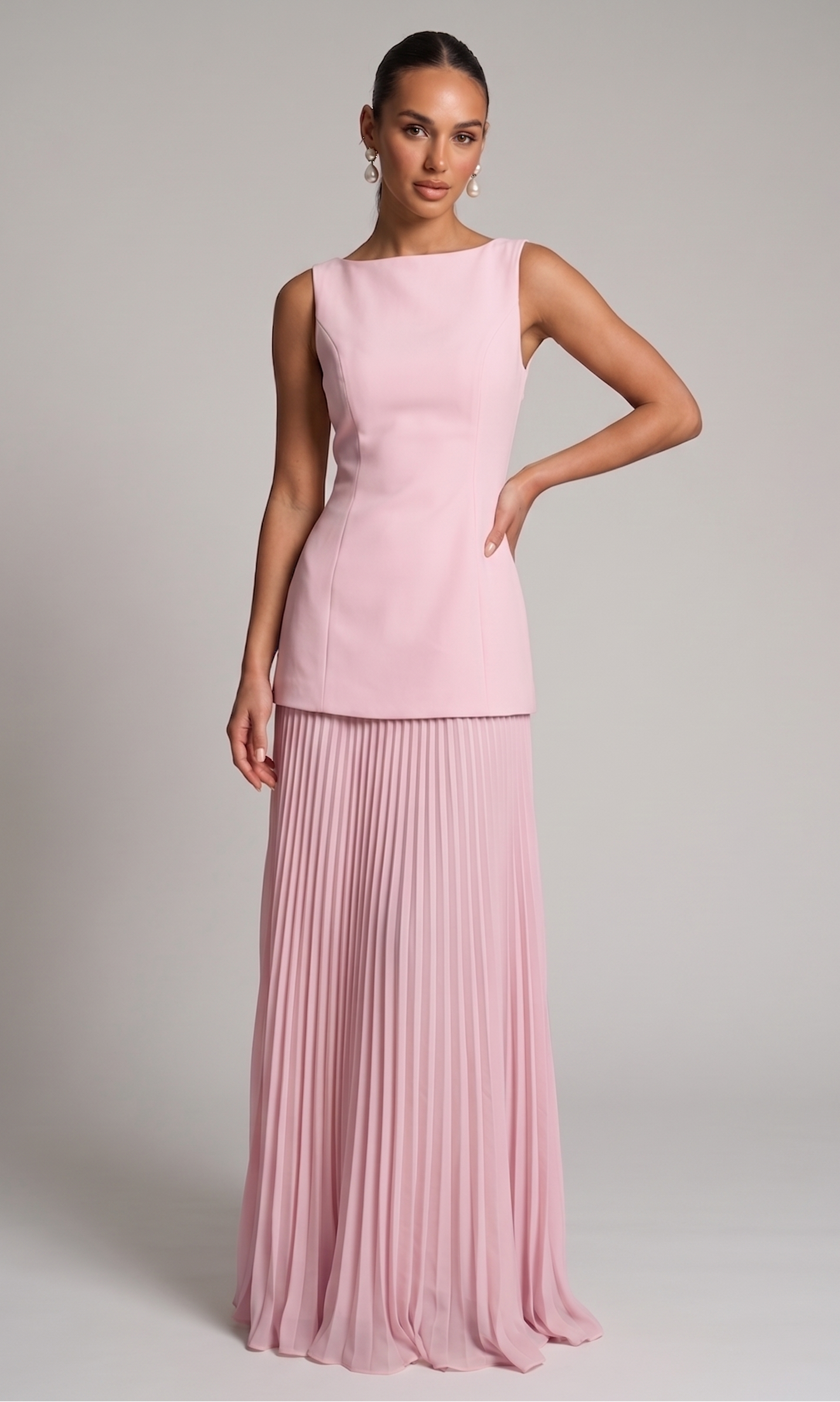 Plissiertes Maxikleid